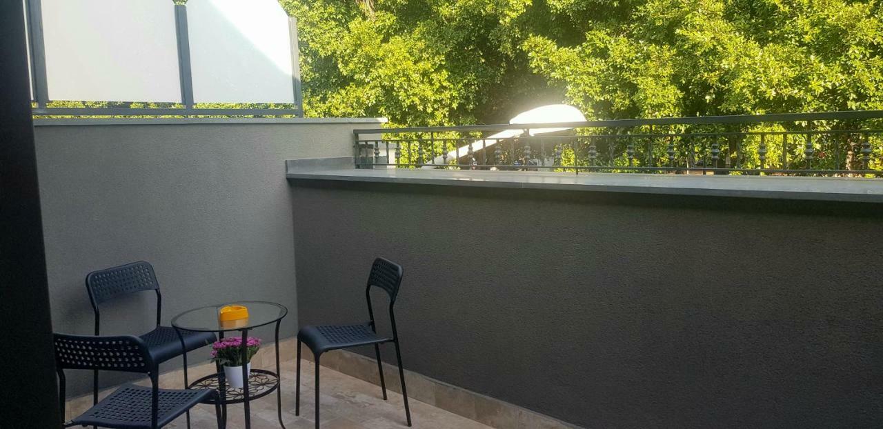 Appartamento Casa Ferdinandea Aeroporto di Catania Fontana Rossa Esterno foto