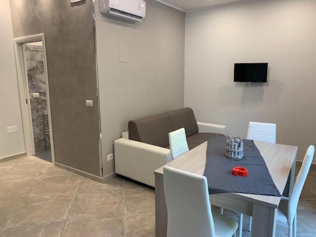 Appartamento Casa Ferdinandea Aeroporto di Catania Fontana Rossa Esterno foto